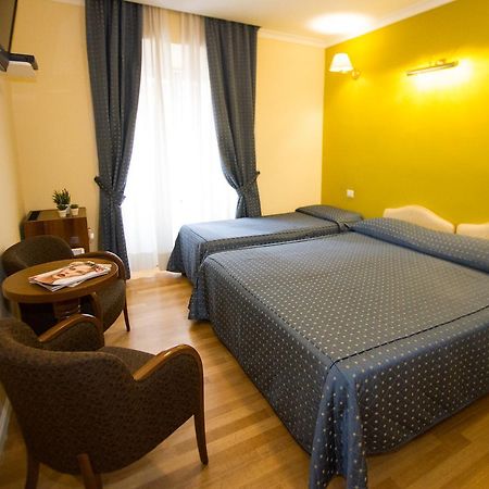 Flann O'Brien Rooms Roma Exterior foto